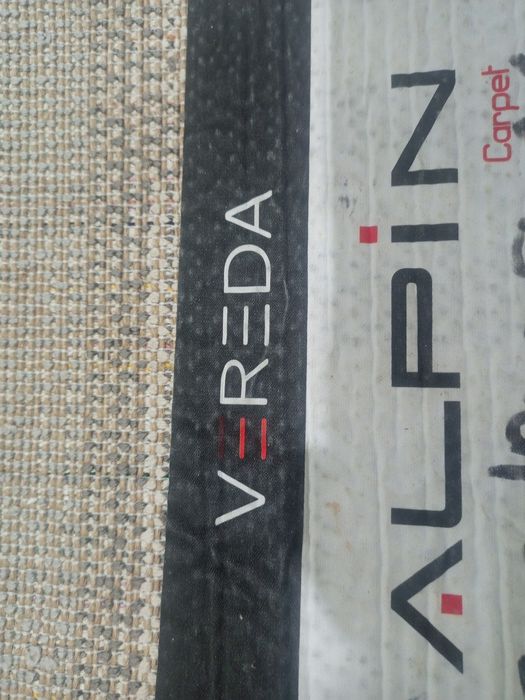 Продам ковер срочно