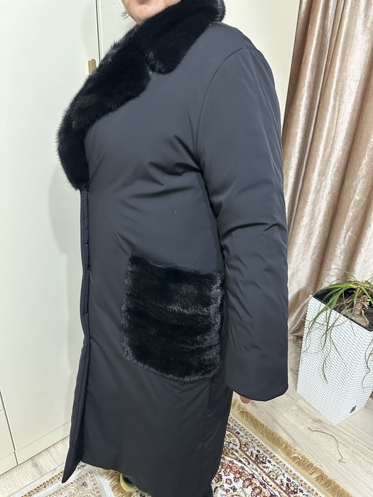 Продам теплый зимний пуховик