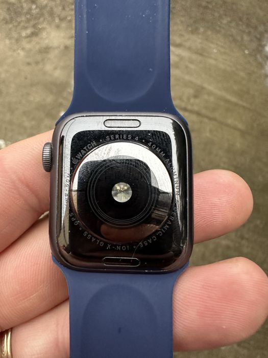 Pentru piese apple watch 4 placa buna