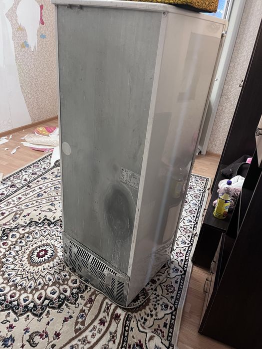 Одам бесплатно холодильник