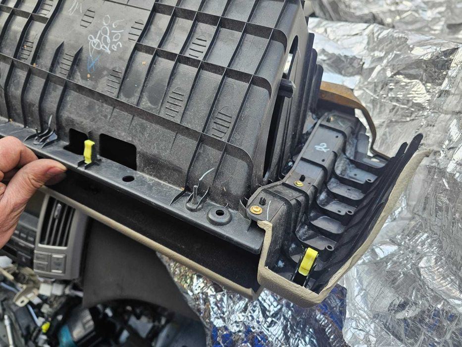 Бардачек на панель RX/330