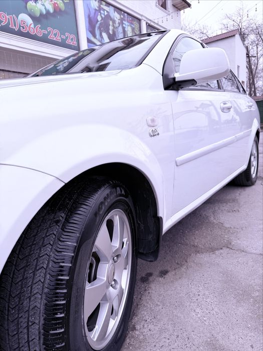 Jentra 3 pozitsiya aftomat luyk