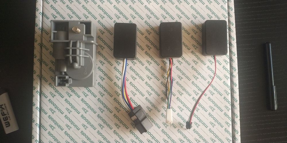 Емулатор ESL/ELV/ELC Mercedes,Bmw,Renault Emulator заключващ механизъм