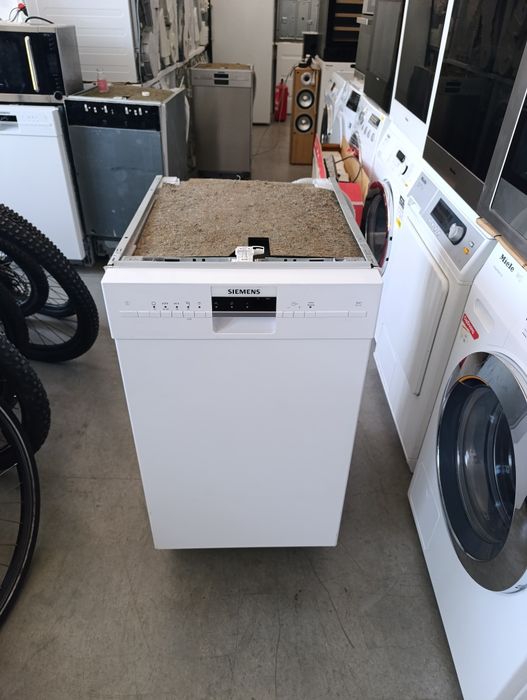 Съдомиялна за вграждане Siemens 45см