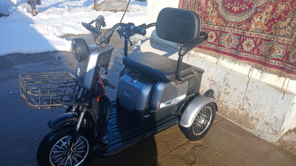 електро скутер needforspeed