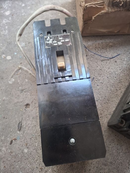 Продам Автомат 160А разные