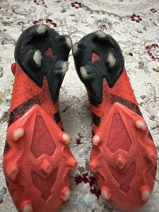 Продам бутсы предатор фрик