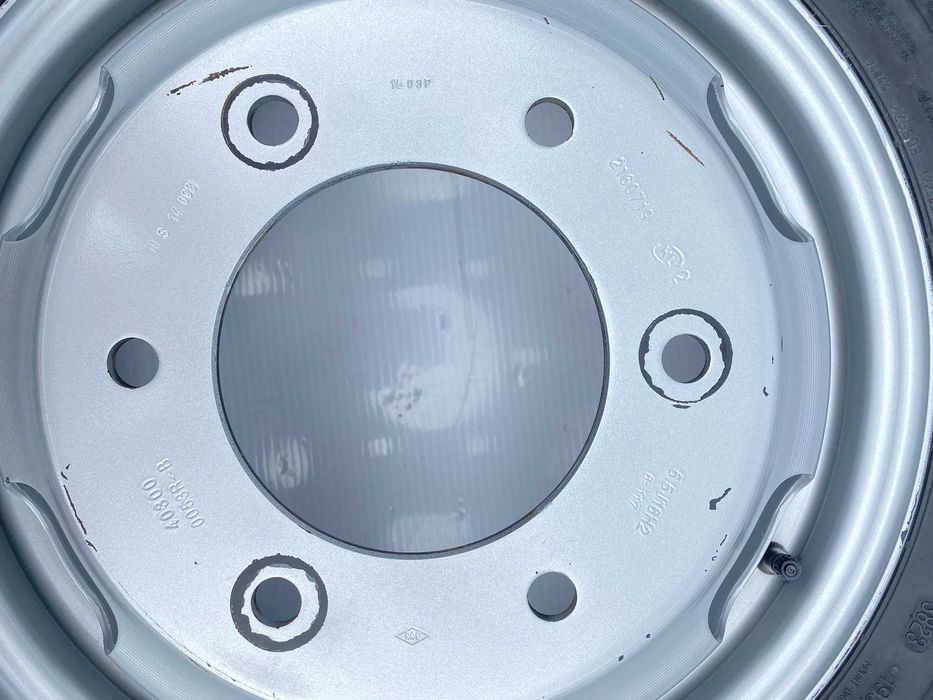 Janta R16 cu anvelopa 195 75 R16C continental noua originala Renault