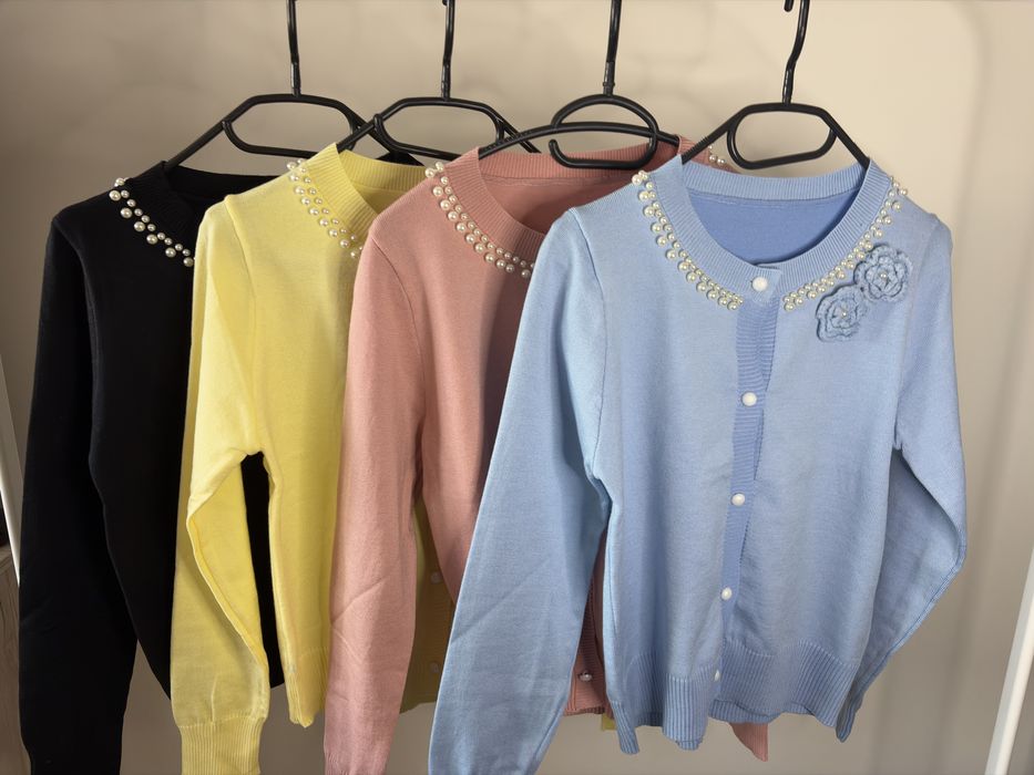 Дамски Жилетки Официални в различни цветове