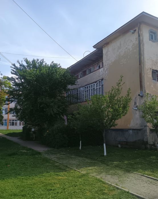 Închiriez/vând garsonieră Călan