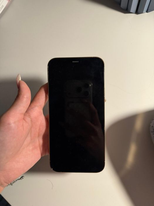 Iphone 12 pro продам