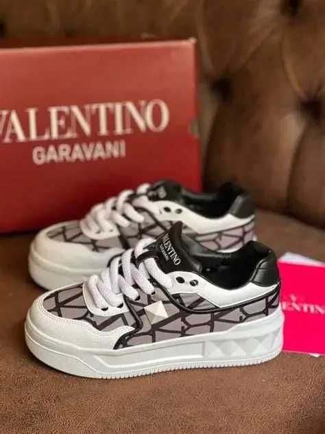 adidasi valentino