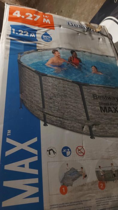 Чисто нов басейн Bestway Steel Pro MAX (4.27x1.22)  ПЪЛЕН КОМПЛЕКТ