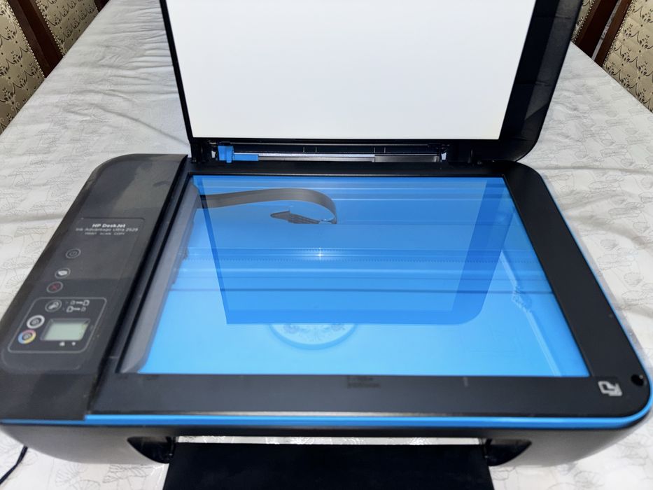 HP DeskJet Ink Advantage Ultra 2529