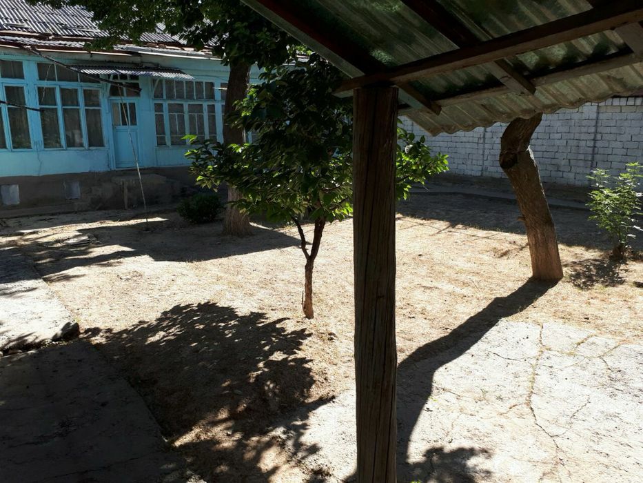 Сдам в аренду участок 6 соток 6 комнат. Охиргачам ўқинг.