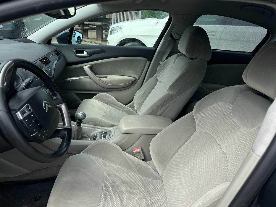 Citroen C5 2,0 hdi 2009 accept variante !