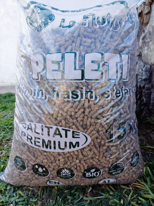 Peleti din rumegus