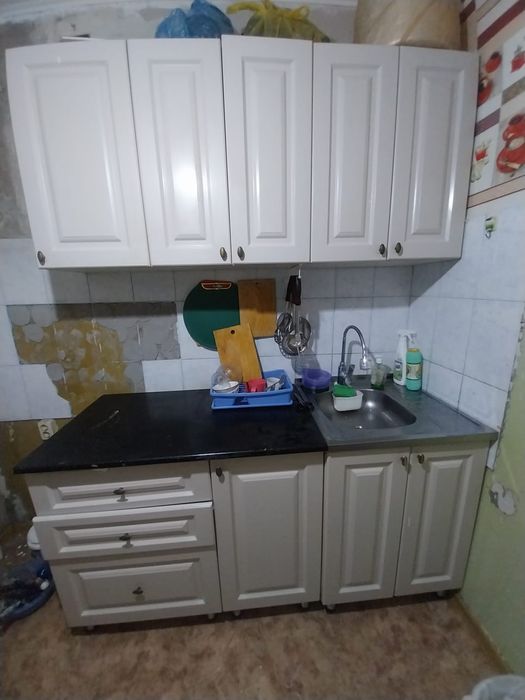 Продается кухонная гарнитура