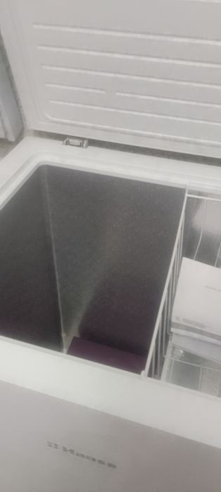 Продам новый морозильник