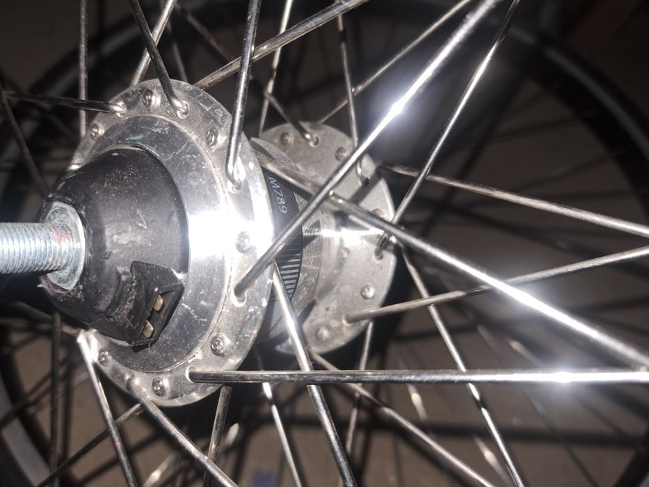 Vand / schimb roti bicicleta pline 27" cauciuc spuma
