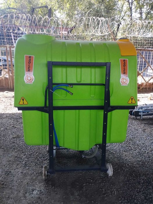 Опрыскиватели навесные