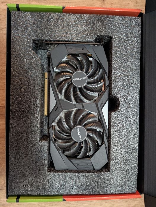 vand Gigabyte GTX 1660 SUPER OC 6gb
