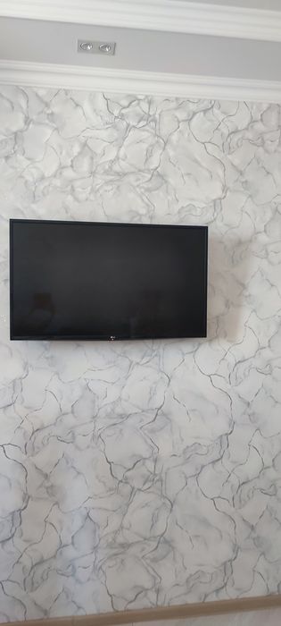 Продаётся Телевизор LG 43