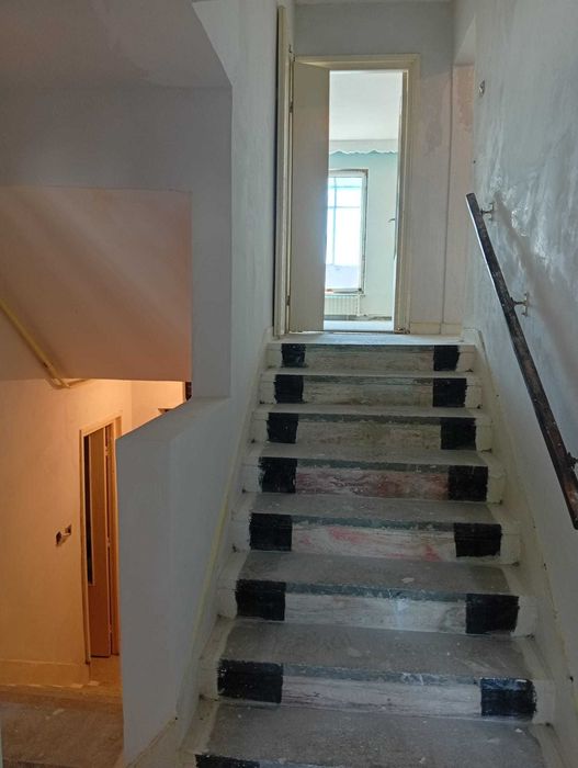 Apartament DUPLEX 4 camere 98 m²  Str.Orhei (Zona Centrală) PIATRA-NEAMȚ