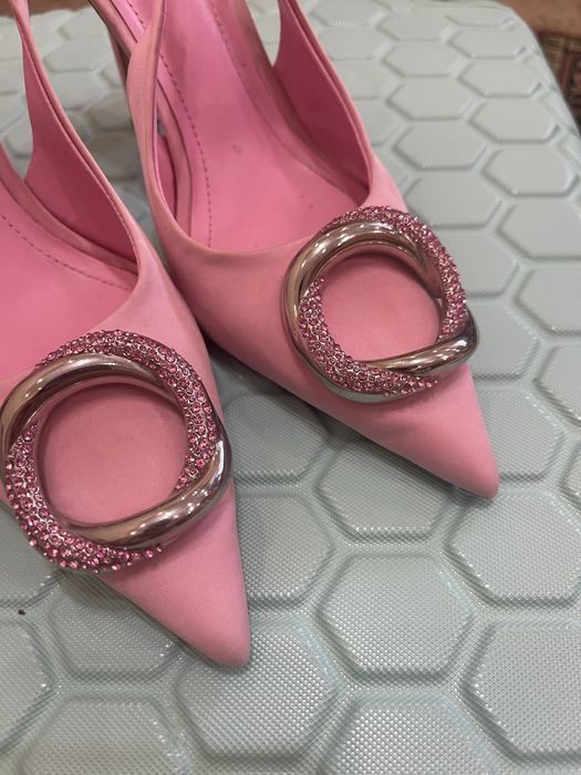 Туфли 38, 39  размеров