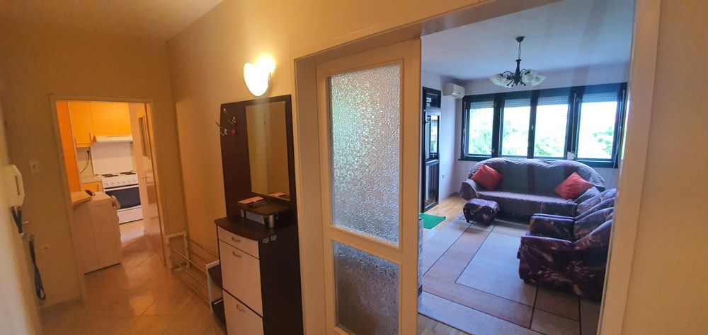 Дава се под наем Тристаен апартамент в Пловдив, Каменица 2 - 120 кв.м за 650 € - Снимка #7