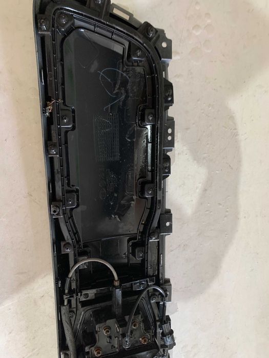 Grila radiator  Kia Soul EV  cod origine  86352-E4100