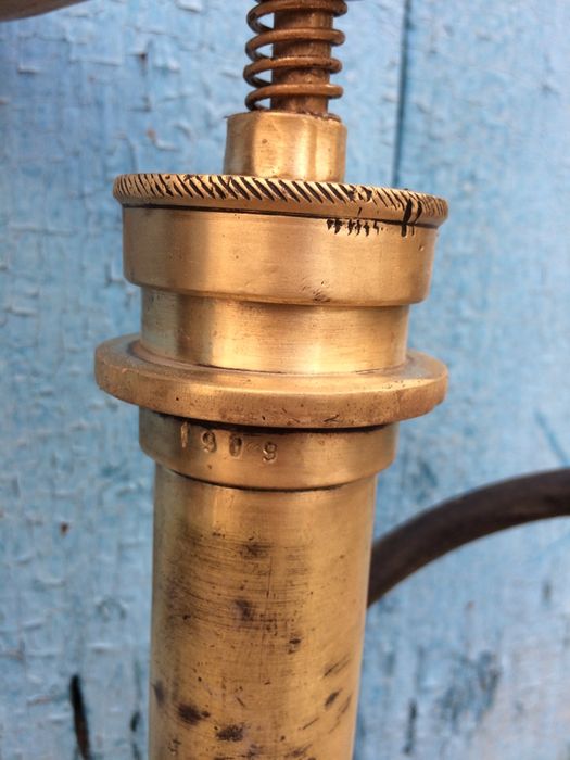 Продам Насос Ручной