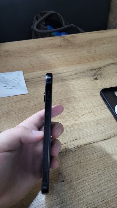 iPhone 15.