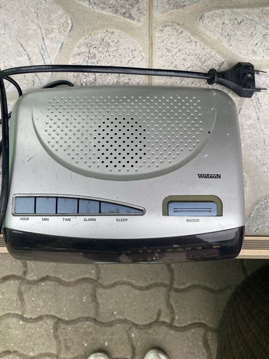 Radio Watson ,functioneaza  si cu baterii