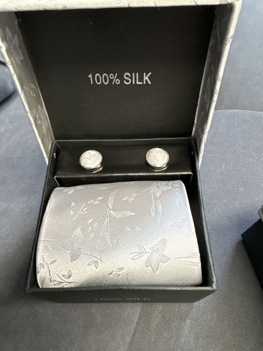 Продам галстуки разные новые