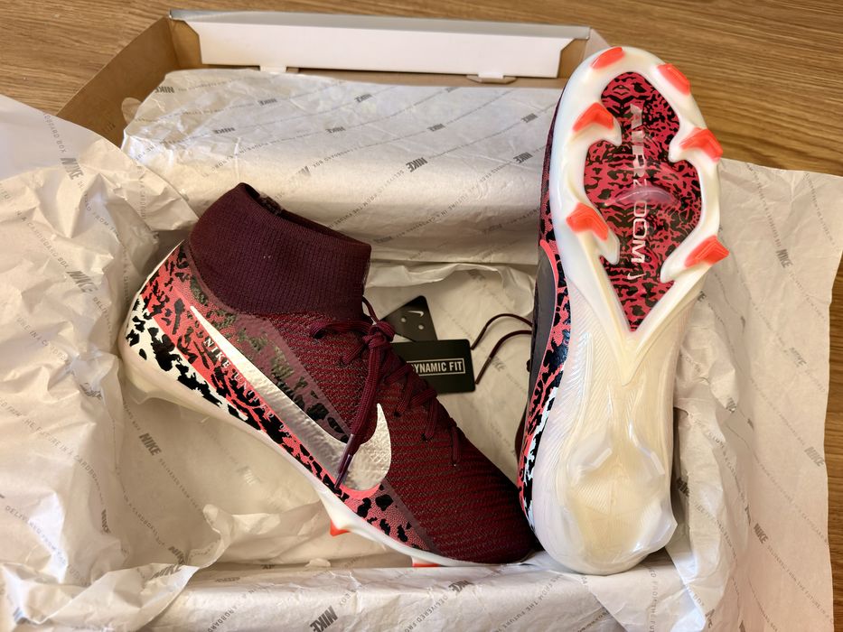 Ghete de fotbal nike mercurial superfly
