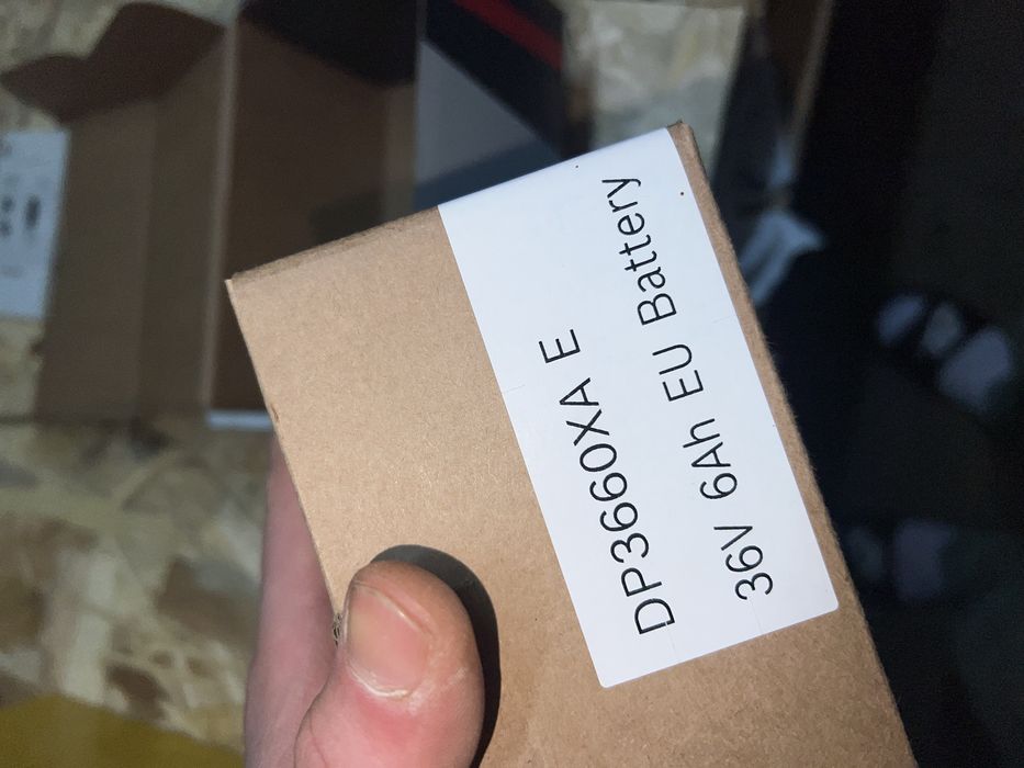 Vand 2 bateri honda originale 36v 64h pret fix ambele la 1300 lei