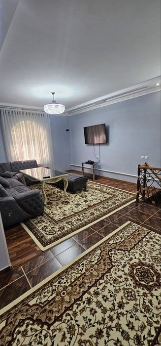 Сдаётся дача в Чарваке (своя)