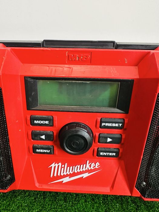 Radio Milwaukee M18 JSRDAB+ plus