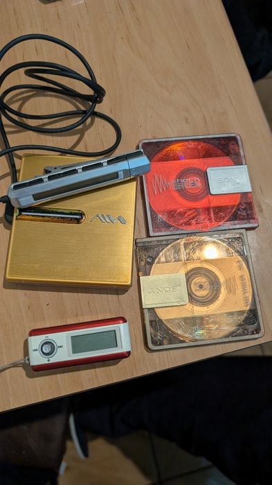 Minidisc Aiwa, player foarte rar!