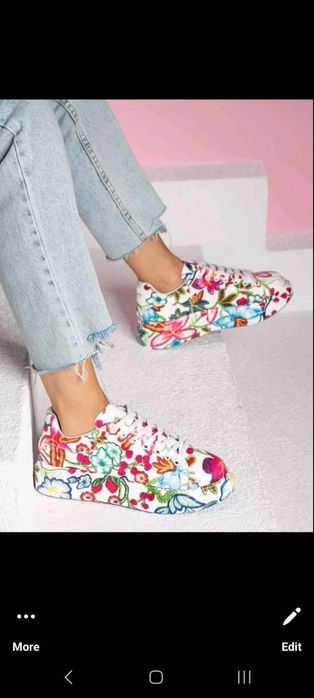 Дамски спортни обувки и маратонки промо