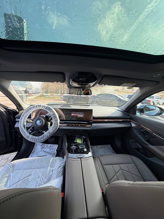 BMW i5 35L | yangi | новый | Nasiya Savdoga ham beriladi