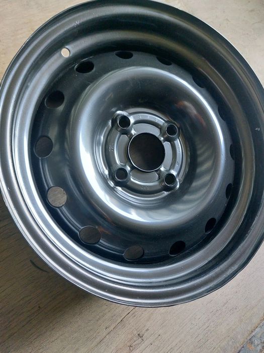 15 R  Diska koera 4 ta Damas Labo tushadi