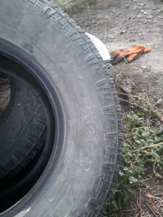 Резина ,двери на субару