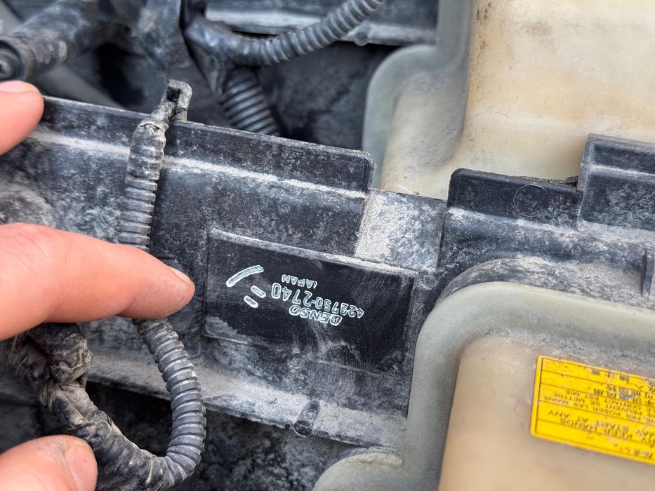 Радиаторы Диффузоры Lexus RX 300/330 RX 350 Highlander