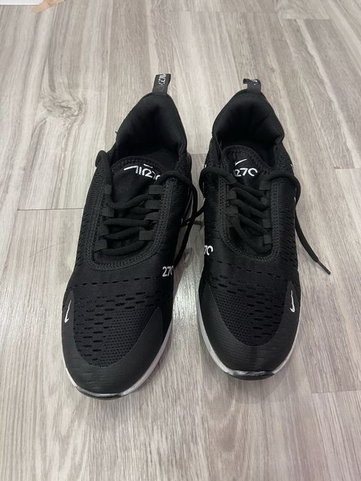 Женски маратонки nike air max 270