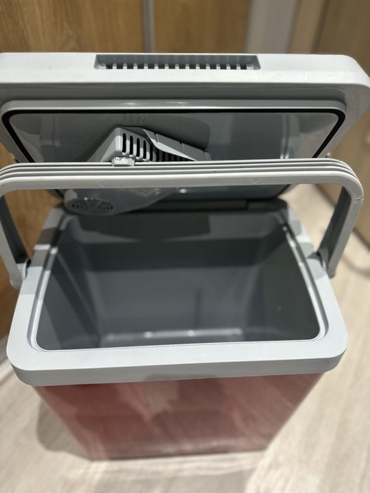 Хладилнa чанта Tillvex - , 32л, 12V-220V студено