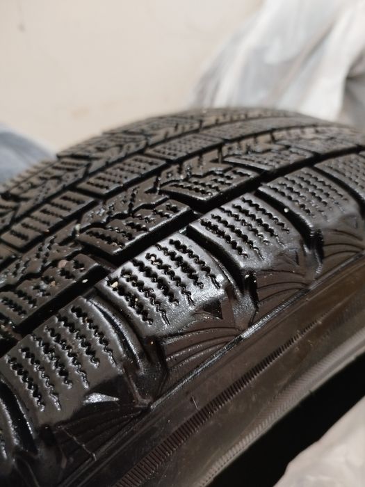Продам шины зимние