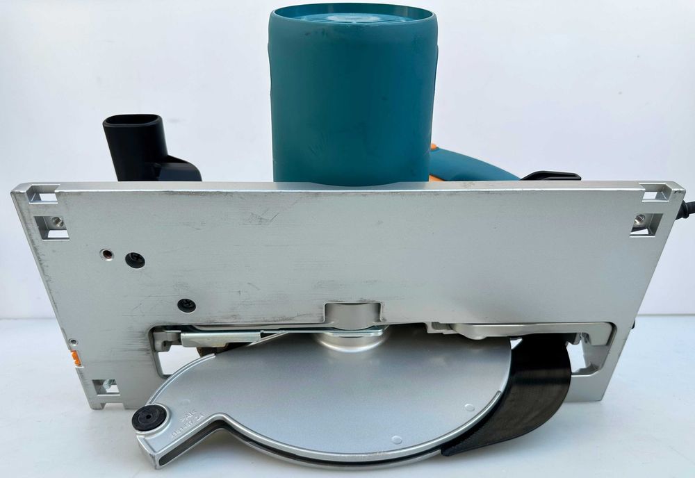 Makita 5903R - Нов мощен голям ръчен циркуляр 2000W 235мм
