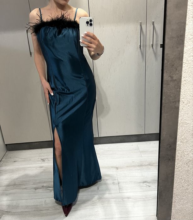 Официална рокля сатен